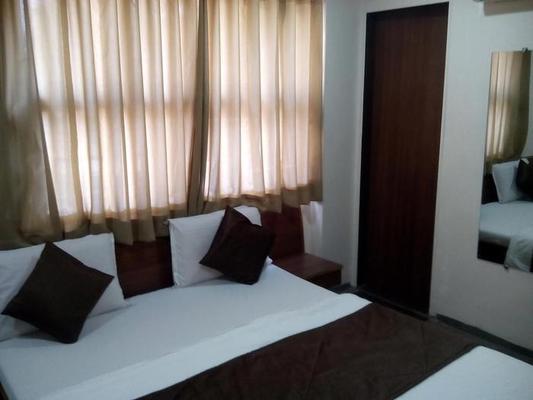 Hotel Mansarovar